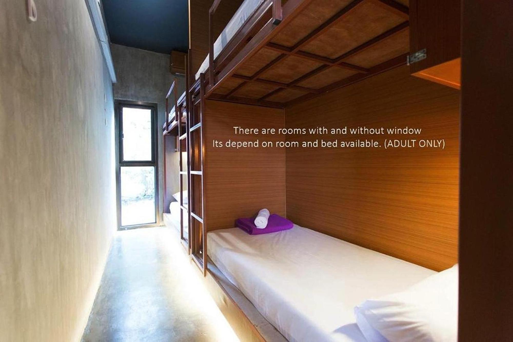 Loftel 22 Hostel Bangkok Exterior photo