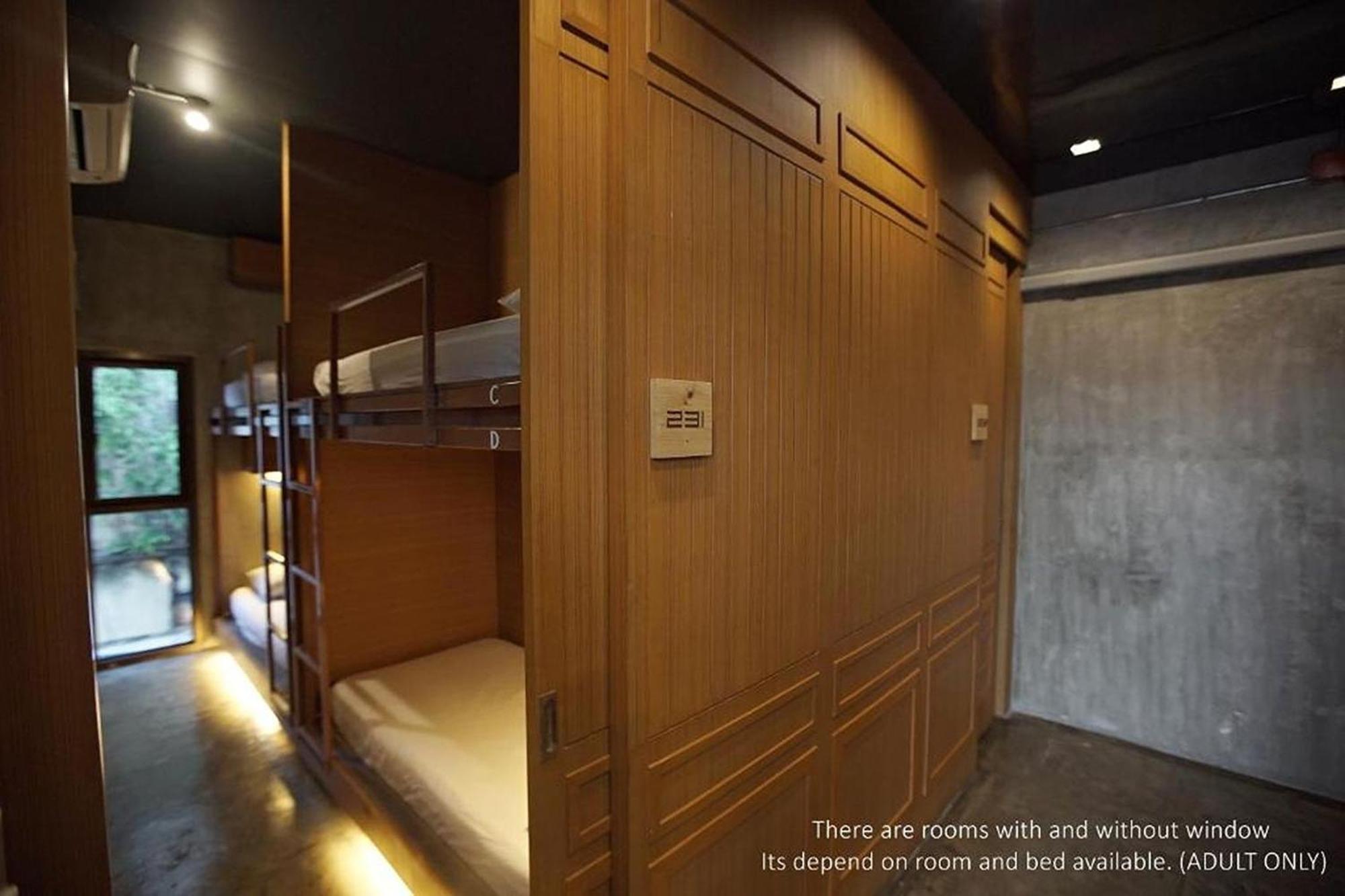 Loftel 22 Hostel Bangkok Exterior photo